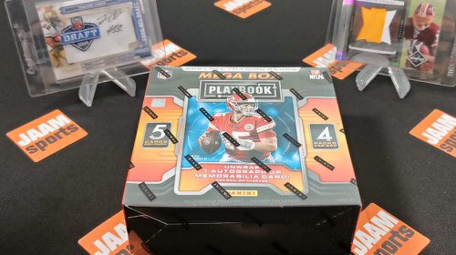 VIDEO: Opening NFL 2021 Panini Playbook Mega Box